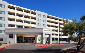 Four Points by Sheraton Phoenix South Mountain